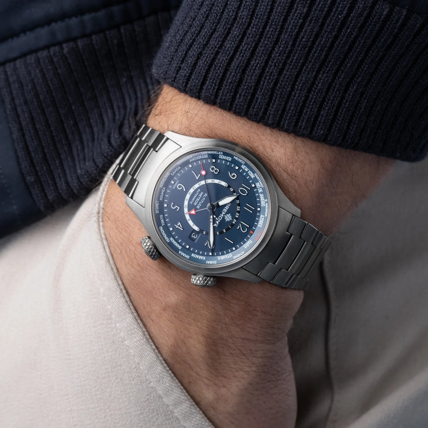 Altitude MB Meteor Time Zones Blue Dial Bracelet - Image 6