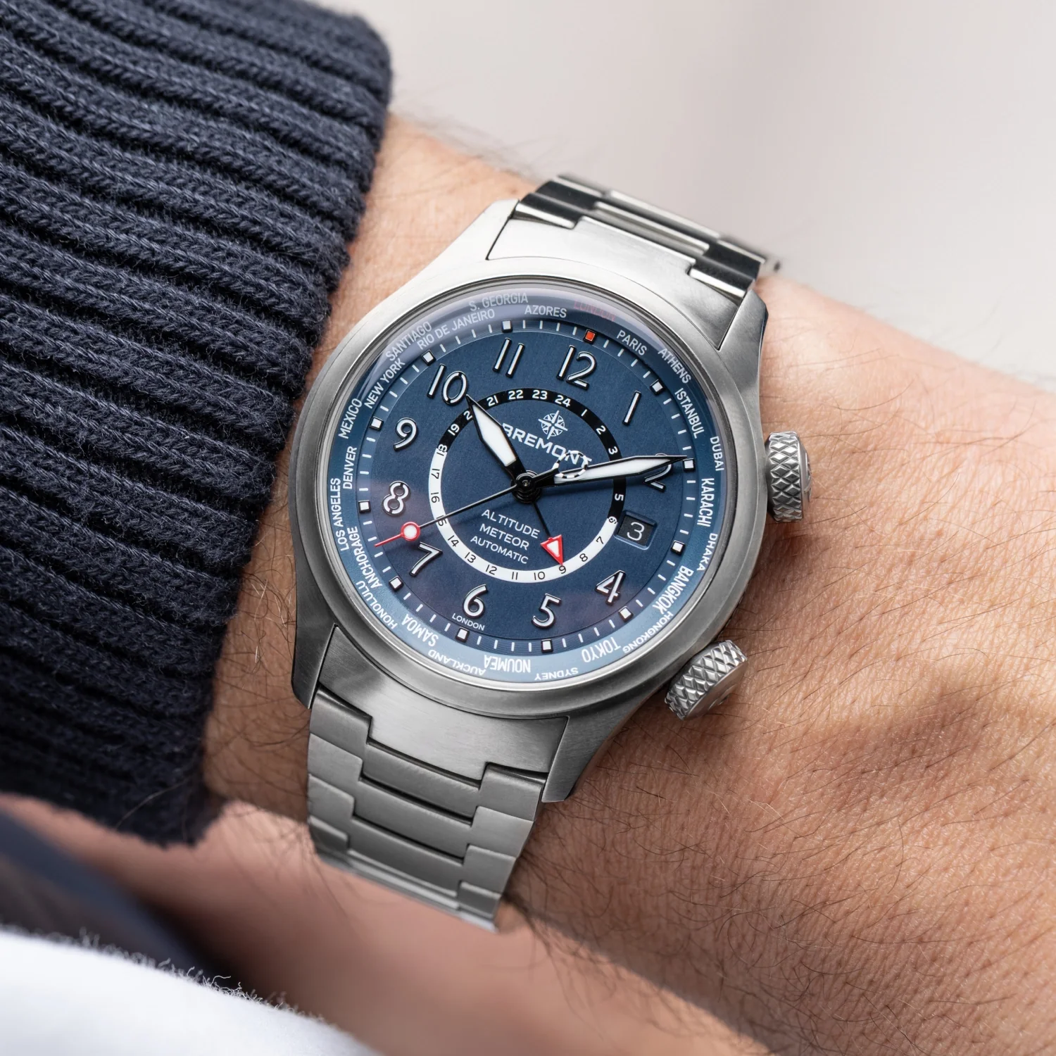 Altitude MB Meteor Time Zones Blue Dial Bracelet - Image 7
