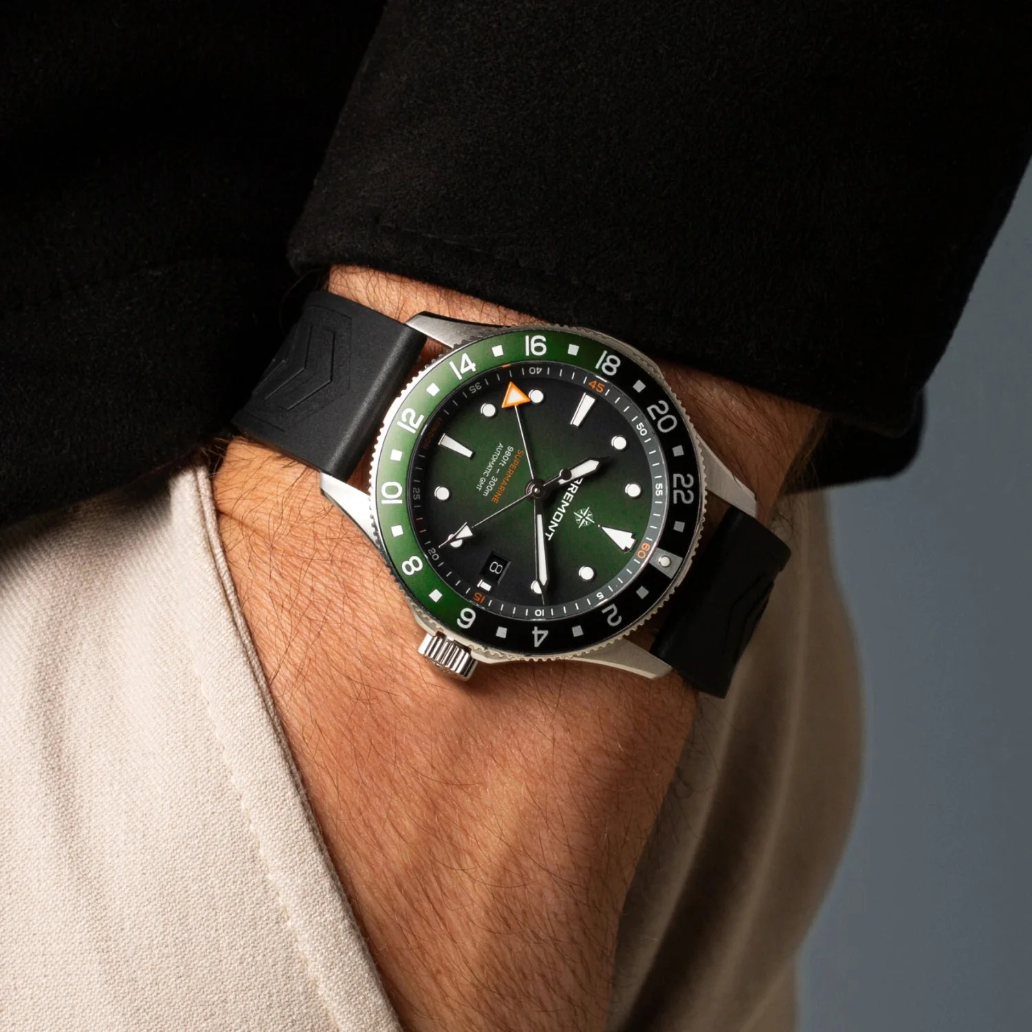 Supermarine 300M GMT, 'Tundra' Green - Image 3