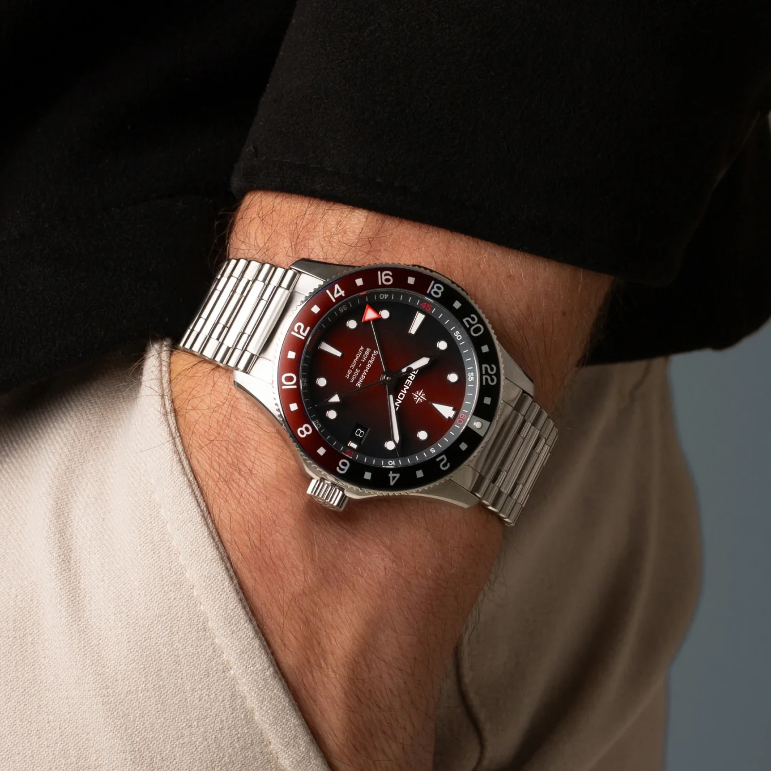 Supermarine 300M GMT, 'Ember' Red - Image 4