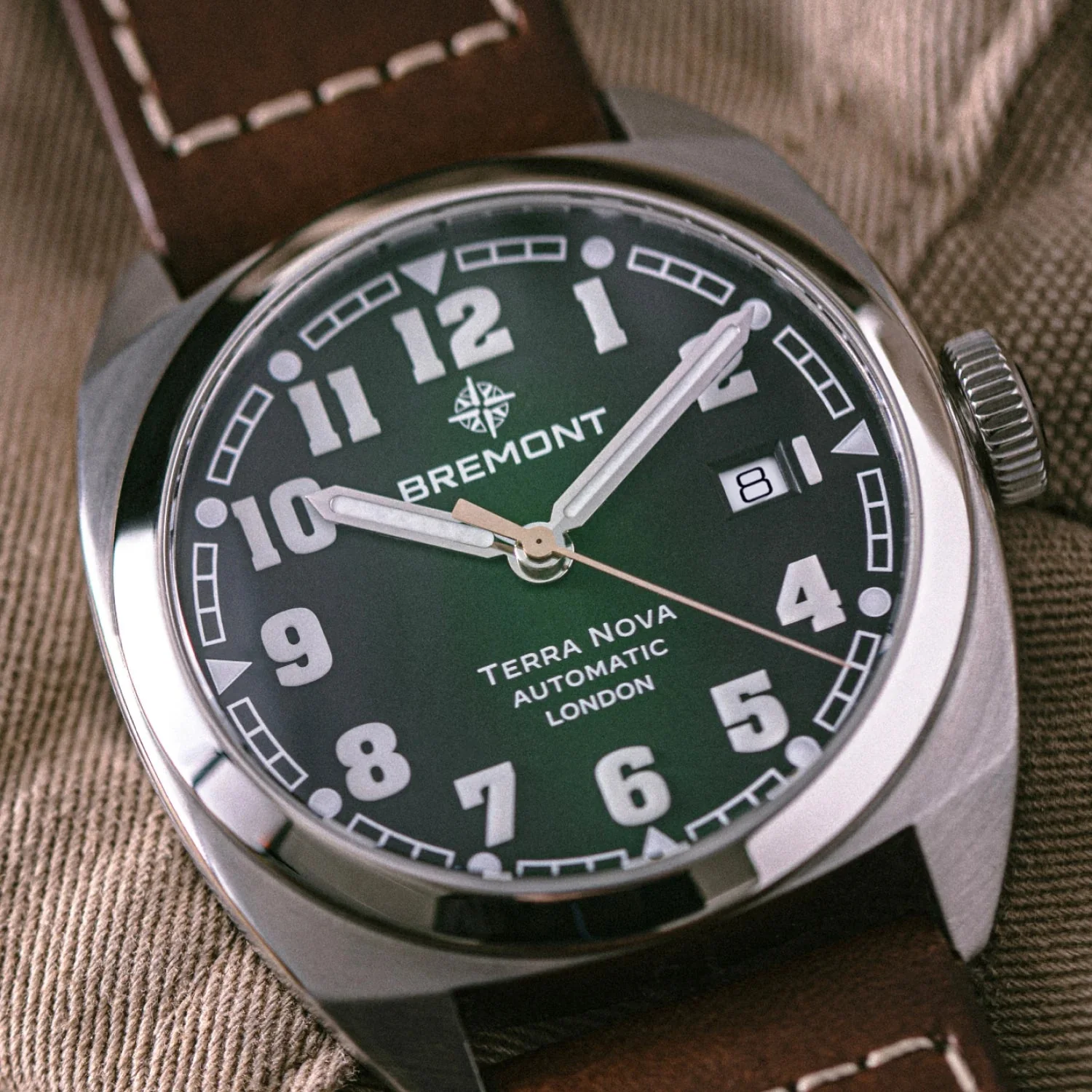 Terra Nova 40.5 Date - Image 7