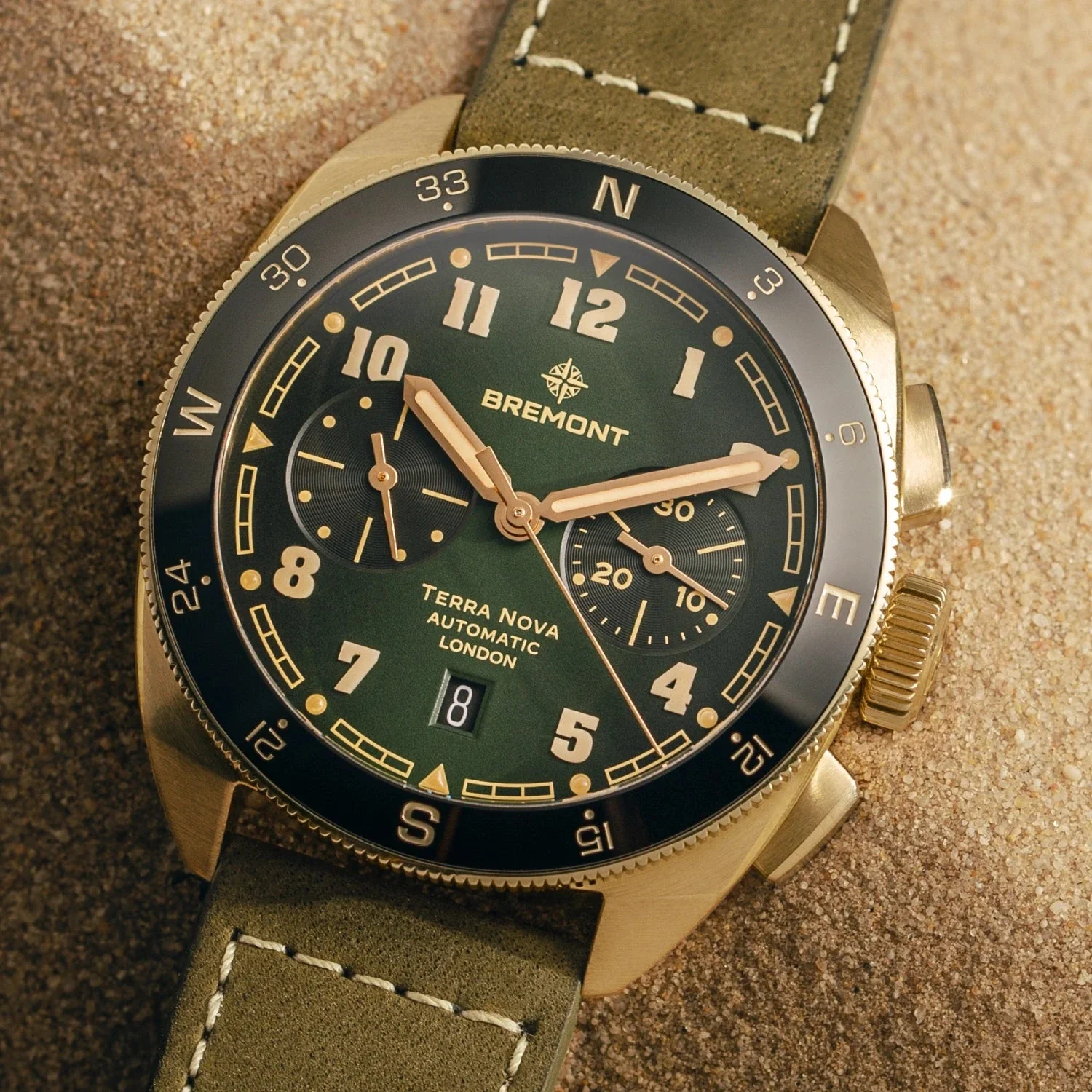 Terra Nova 42.5 Chronograph Bronze - Image 7